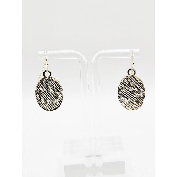 Halloween 3D, Dimensional Crow Dangle Earrings Retro Style - Picture 5 of 5